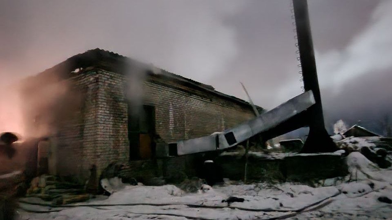 Главная картинка новости: В Юрье восстановили теплоснабжение в домах, пропавшее после пожара на котельной