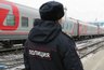 Миниатюра новости: В Кирове транспортные полицейские задержали двоих возмутителей спокойствия в поезде «Москва — Владивосток»