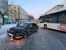 В тройном ДТП на Владимирской пострадали два человека
