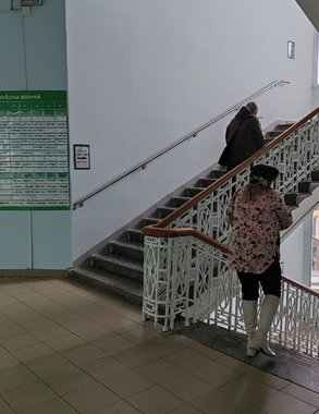 График работы больниц в Кирове в новогодние праздники: как вызвать врача