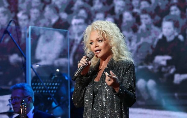 Отобравшей деньги у Долиной жительнице Кирова попытаются скостить срок