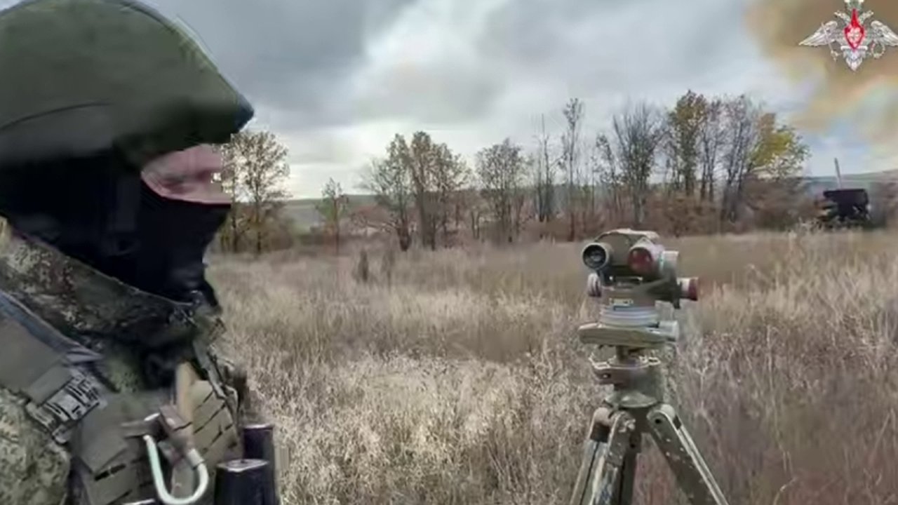 Главная картинка новости: В Минобороны сообщили о перехвате более 80 беспилотников за ночь