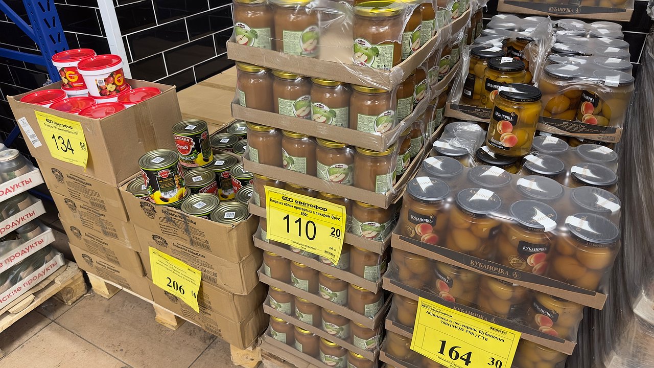 Главная картинка новости: Что стоит купить в "Светофоре" к Рождеству: мой праздничный чек-лист от декора до продуктов