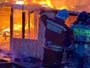Пять пожарных расчетов тушили жилой дом под Юрьей