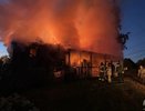Три человека погибли в горящем доме в Белой Холунице
