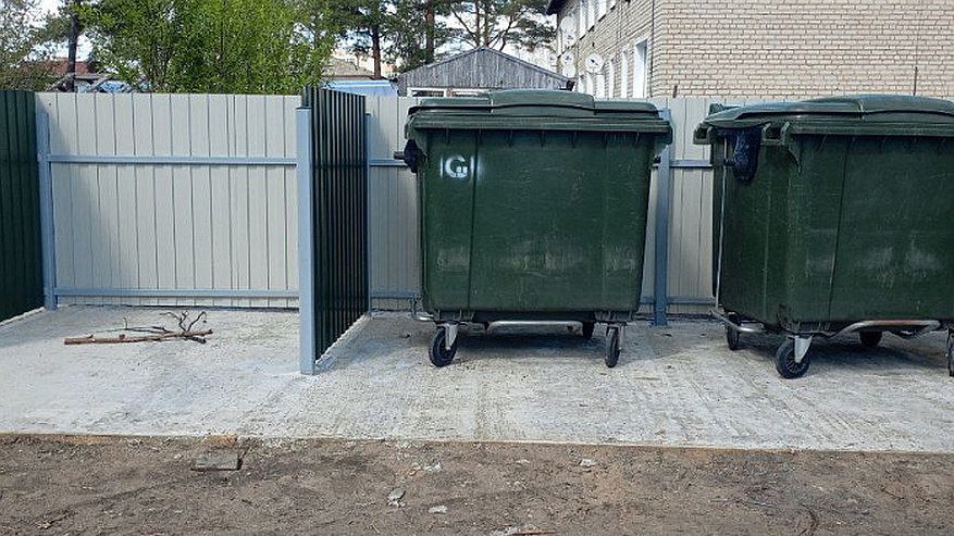 Главная картинка новости: В 2026 году кировским муниципалитетам передадут две тысячи новых мусорных контейнеров