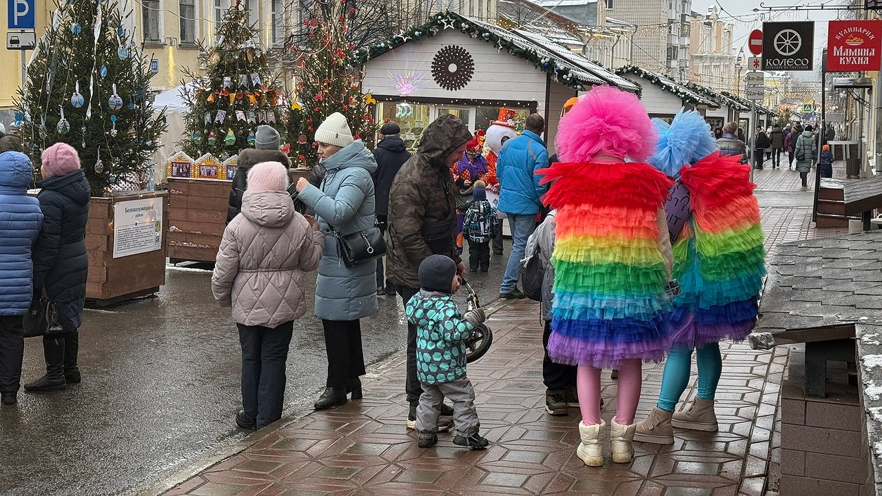 Главная картинка новости: Россиян в январе ждут три рабочие недели