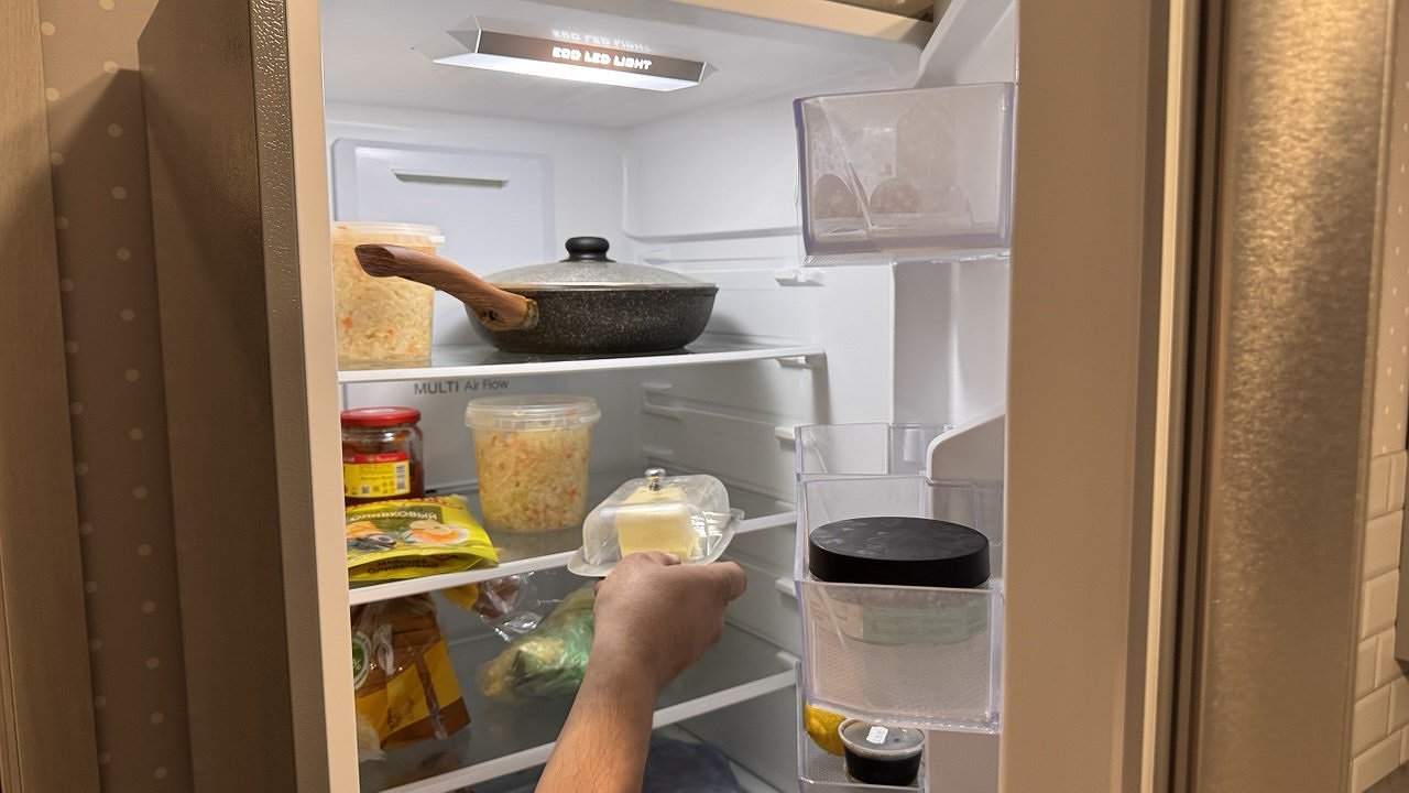 Главная картинка новости: В холодильнике теплее, чем в бане? Вот почему он резко перестал морозить и как это починить без вызова мастера