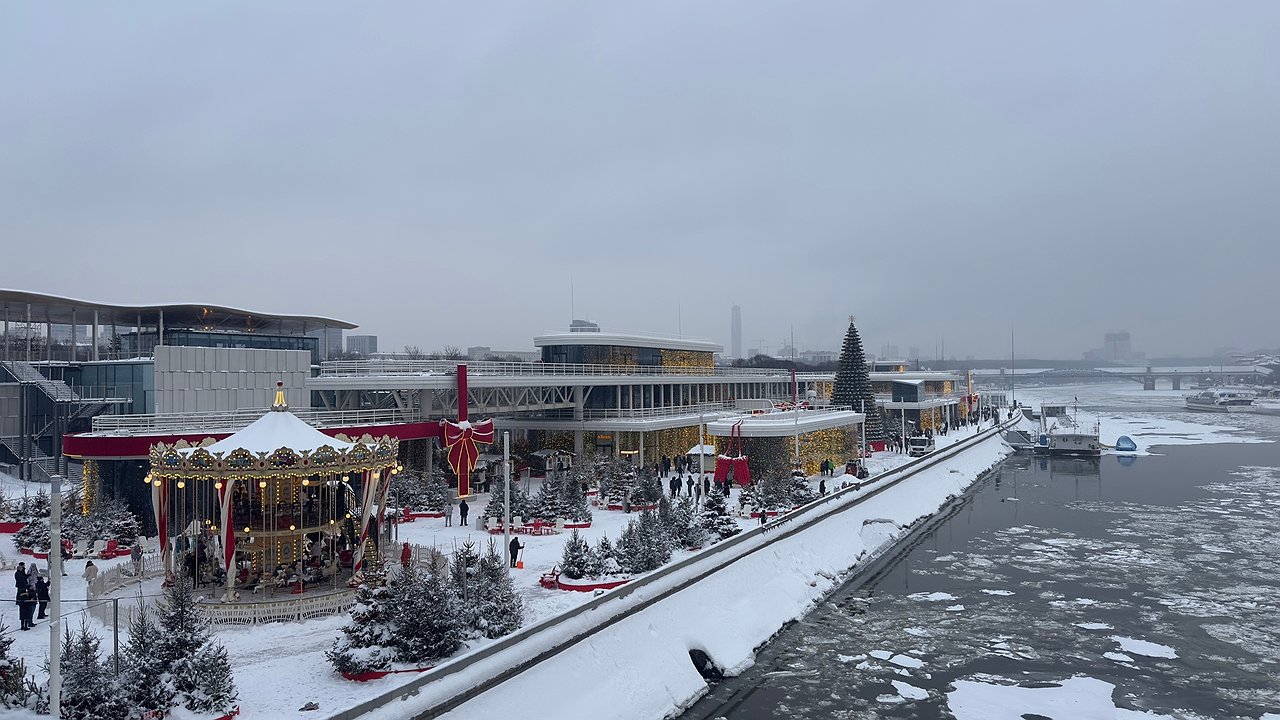 Главная картинка новости: Самый древний город Центральной России, основанный в 862 году. Почему в нем совершенно нет туристов?