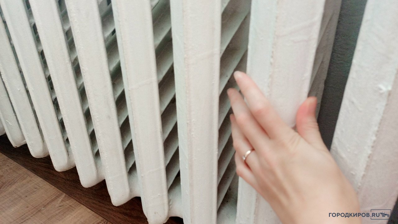 Главная картинка новости: Отопление в домах жителей Светлополянска появится вечером воскресенья