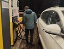 "Пора привыкнуть?": бензин для кировчан подорожал на 5 рублей