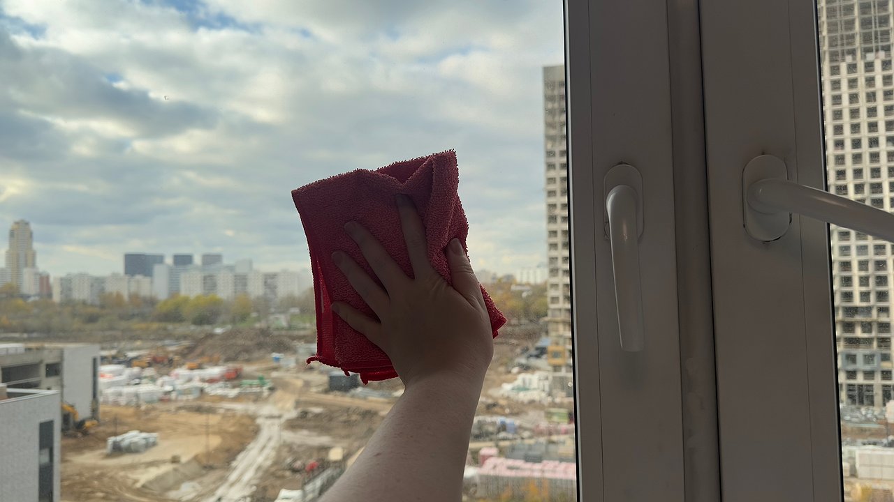 Главная картинка новости: Из окон больше не тянет даже в -35: простой способ убрать сквозняк без замены окон - проще и не придумать