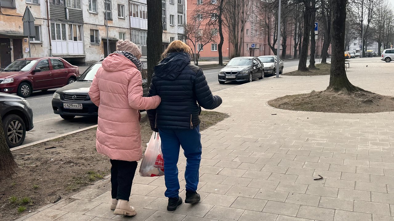 Главная картинка новости: Если вам за 60: 5 тем, которые никогда не стоит обсуждать с родственниками - запомните их раз и навсегда