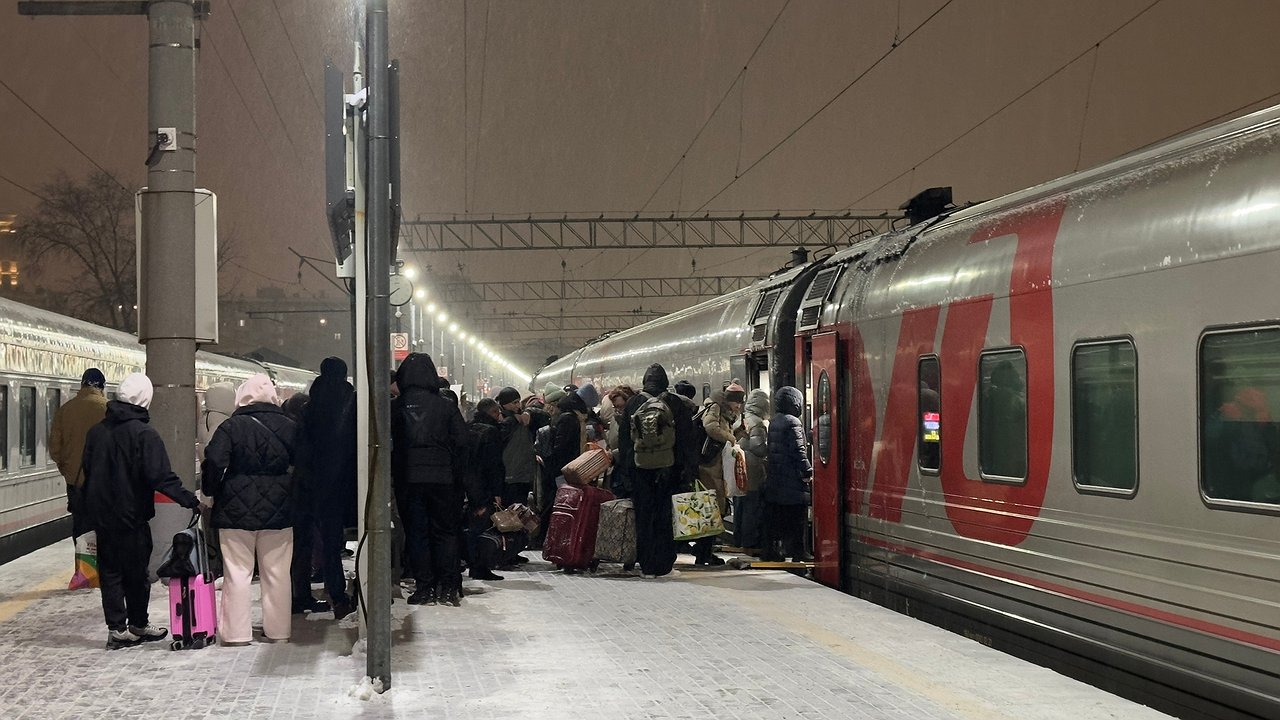 Главная картинка новости: Беру 38-е место в поезде - и еду как царица на троне: еще и в 2 раза дешевле