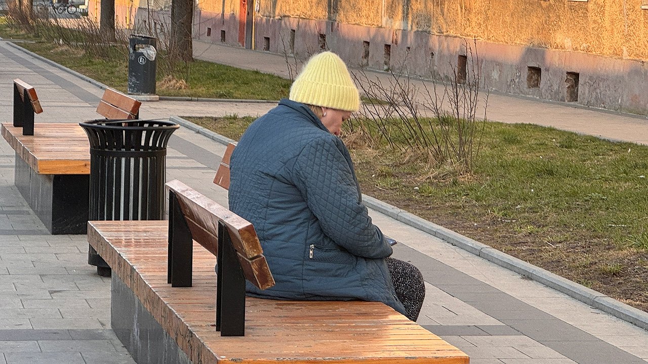 Главная картинка новости: С кем должны жить пожилые люди, а с кем - категорически нельзя, особенно после 70 лет: важно знать всем