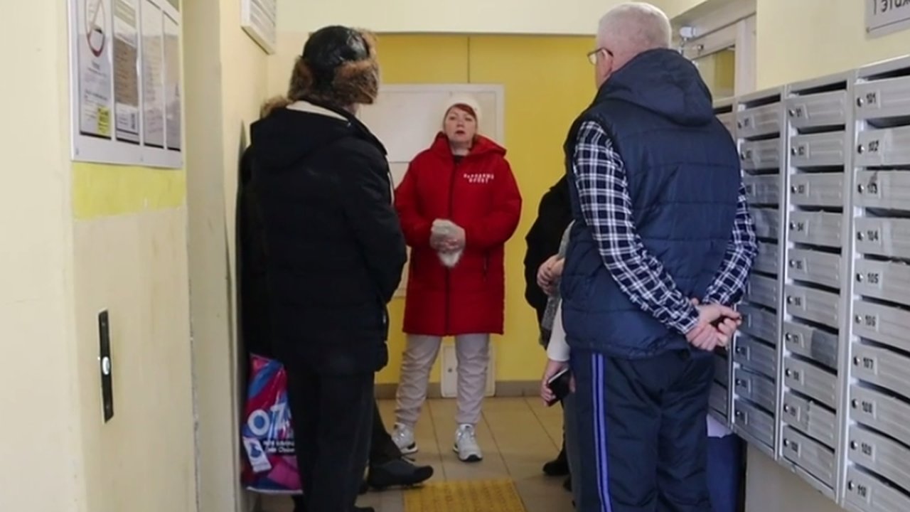 Главная картинка новости: В Кирове опасаются эпидемии неисправных лифтов