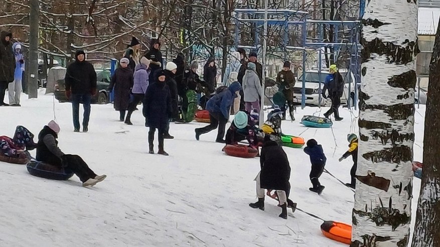 Главная картинка новости: Школьнику в Кирове потребовалась срочная операция после катания на "ватрушке"