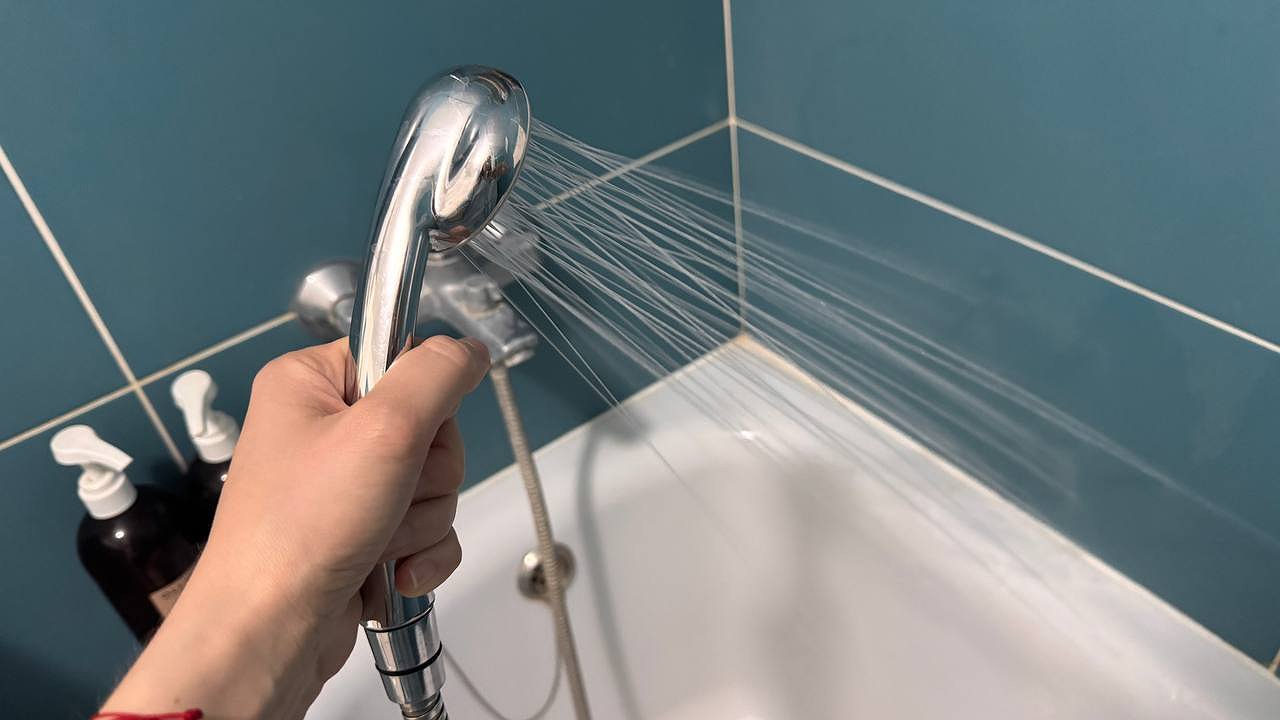 Главная картинка новости: Есть части тела, которые нужно мыть каждый день: доказано наукой - не пропускайте