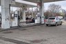 Миниатюра новости: Заехал на заправку — схлопотал штраф 50 тысяч рублей: 5 нарушений на АЗС, которые могут стоить водителю огромного штрафа или лишения прав