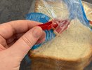 Зажимы от хлебных пакетов берегу как сокровище: запомните 5 простых идей для дома