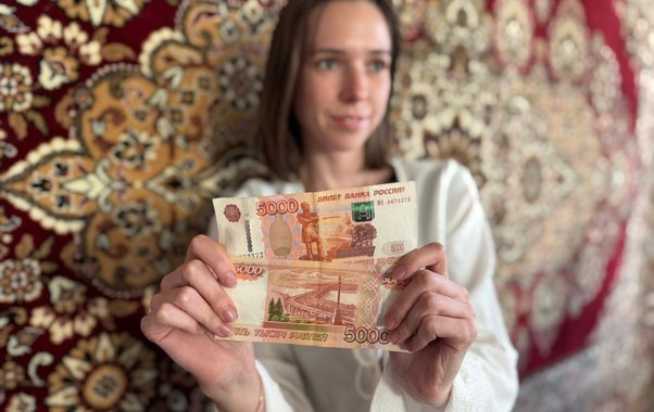 Число россиян с зарплатой выше 200 тысяч выросло вдвое за четыре года
