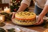 Не только для бутербродов: собираю салат со шпротами из простых продуктов на Новый год — гости съедают до последней ложки