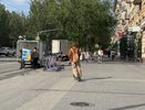 "Скоро по ногам будут ездить": самокатчики выживают кировчан с тротуаров
