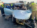 Полуживую женщину вытащили из легковушки после ДТП с фурой в Омутнинске