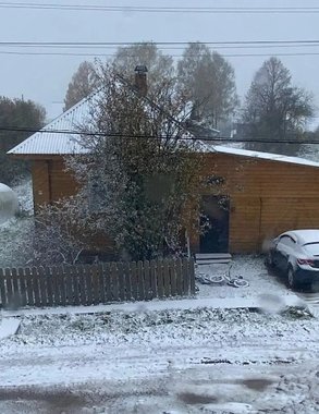 Первый снег выпал в Кировской области