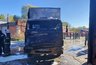 Полуживого мужчину вытащили из полыхающего гаража с КамАЗом