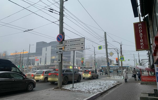 В Кирове для борьбы с пробками изменят светофоры и увеличат полосы