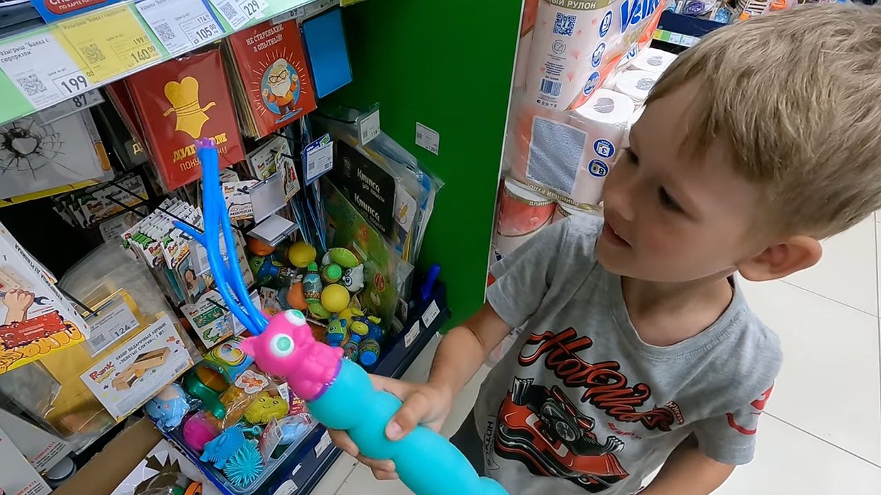 Главная картинка новости: "Фикс Прайс" порадовал находками: 9 игрушек для детей, которые вызывают настоящий восторг у мальчиков и девочек