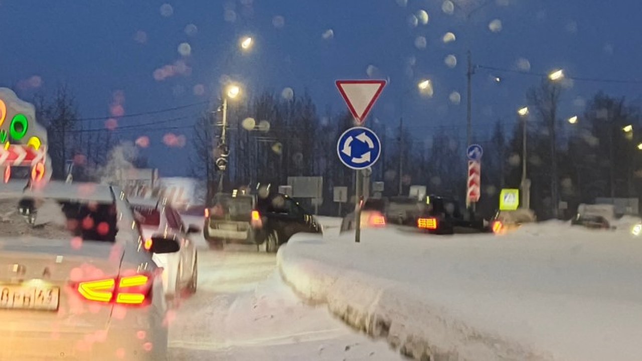 Главная картинка новости: В Кирове ищут деньги на строительство кольцевых развязок