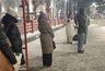 Миниатюра новости: "Трампу что ли писать?": жители Кирова почти час ждали автобуса в 20-градусный мороз