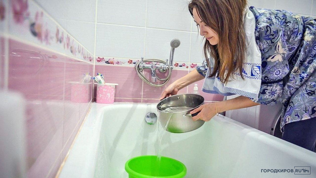 Главная картинка новости: Ночная авария в Кирово-Чепецке оставила без воды более тысячи горожан