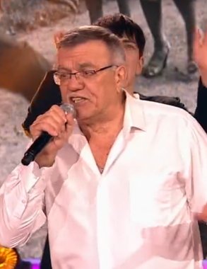 Певец из Нолинска поразил Андрея Малахова рыжиками и томатным соком