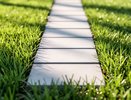 Без цемента и арматуры: финны показали 3 варианта «вечных» садовых дорожек, которые простоят 10 лет