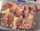 Целая курица или голени? Посчитала на ценниках Пятёрочки — разница огромная