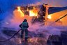 Кировчанина вытащили из объятого огнем дома