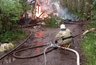 Во время пожара в Омутнинске покалечился человек