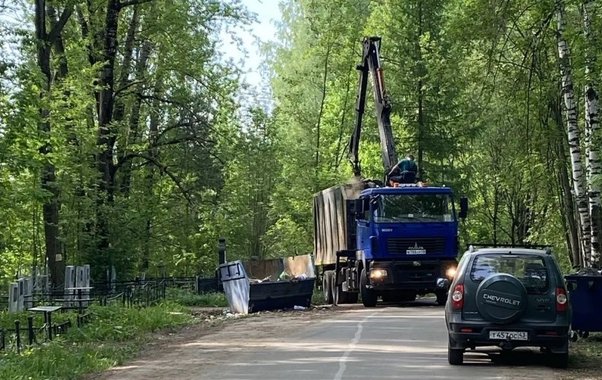 Городские кладбища Кирова готовят к родительской субботе