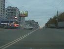 Обнародовали видео с разбившимся насмерть в ДТП мотоциклистом в Кирове