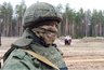 Кировский боец в зоне СВО восстановил линию связи под обстрелом