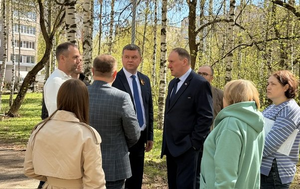 В кировском парке Победы создадут единую сеть пешеходных дорожек