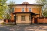 В центре Кирова продают коттедж с бассейном и бильярдом за 53 миллиона рублей