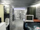 Гараж-квартиру с кроватью и унитазом продают в Кирове