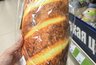 Батон, кабачок и палка колбасы за 449 рублей: Fix Price запустил коллекцию подушек, за которыми охотятся все