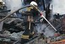 Пожар под Кировом спалил гараж с машиной и перекинулся к соседям: есть пострадавший