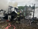 Восемь пожарных расчетов тушили дом в заречной части Кирова