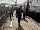 Кировские поезда задержали из-за вылетевшего грузовика